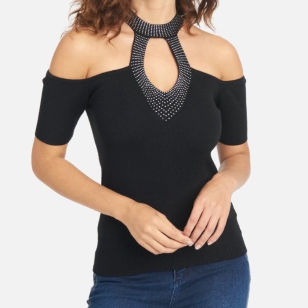 Nwt Bebe Front Keyhole Stud Sweater